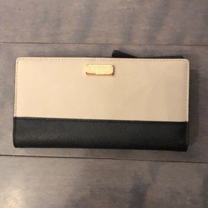 Kate Spade black and light purple wallet. Good condition